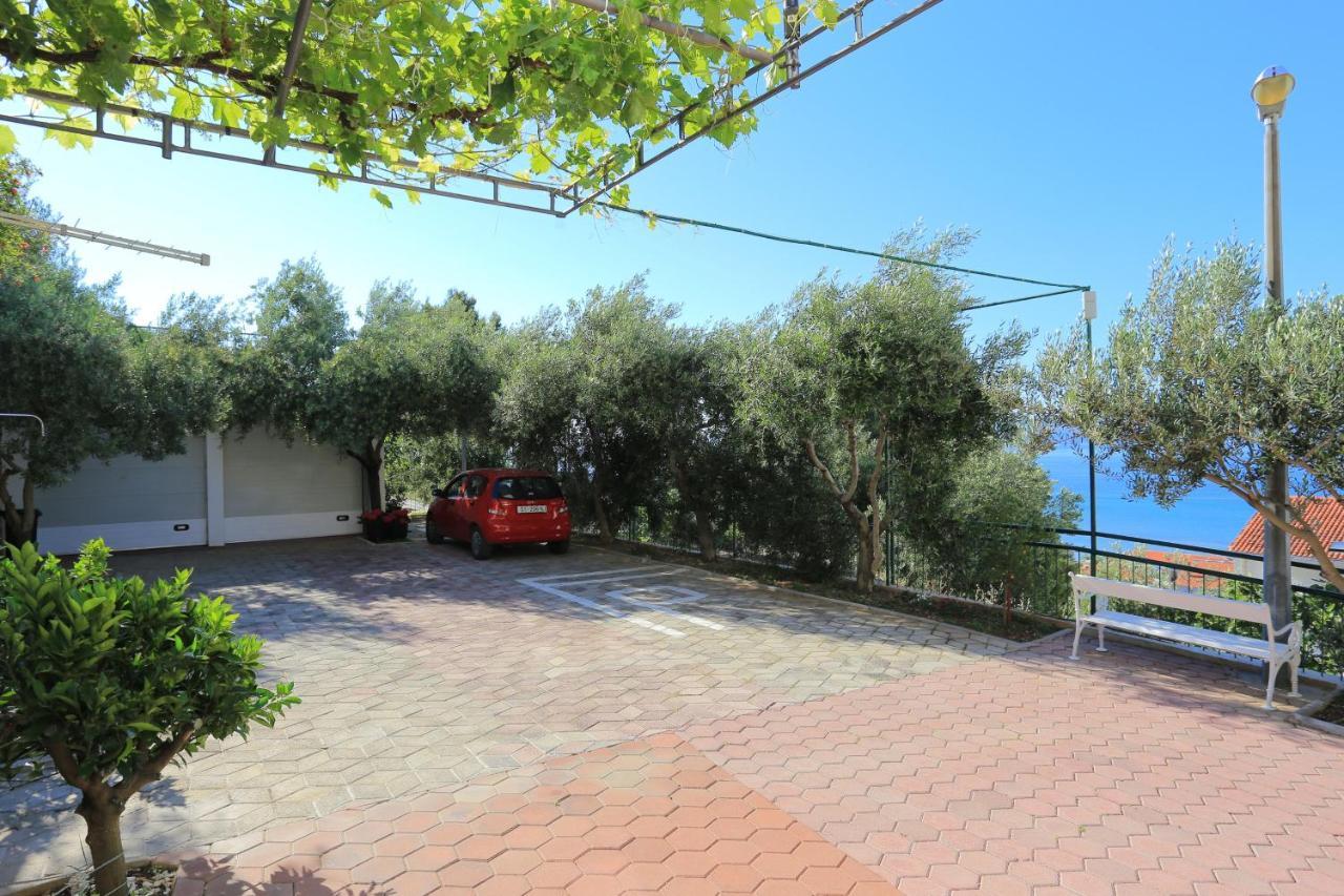Apartments By The Sea Duce, Omis - 2737 Exterior photo